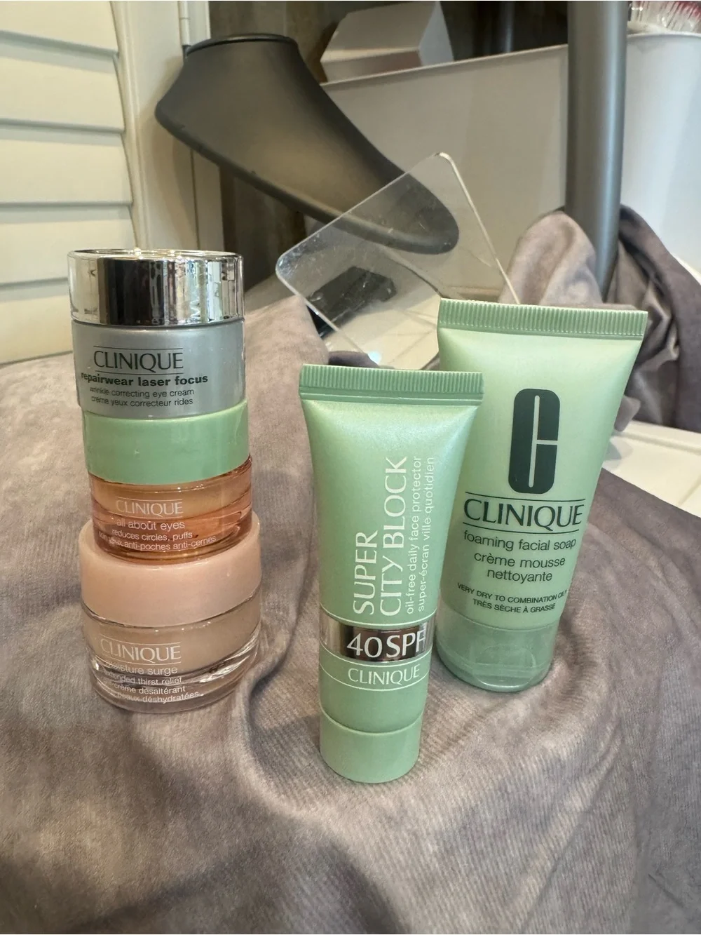 Clinique  Skincare Trio-SPF 40 Super City Block & Foaming Facial laser focus Lot